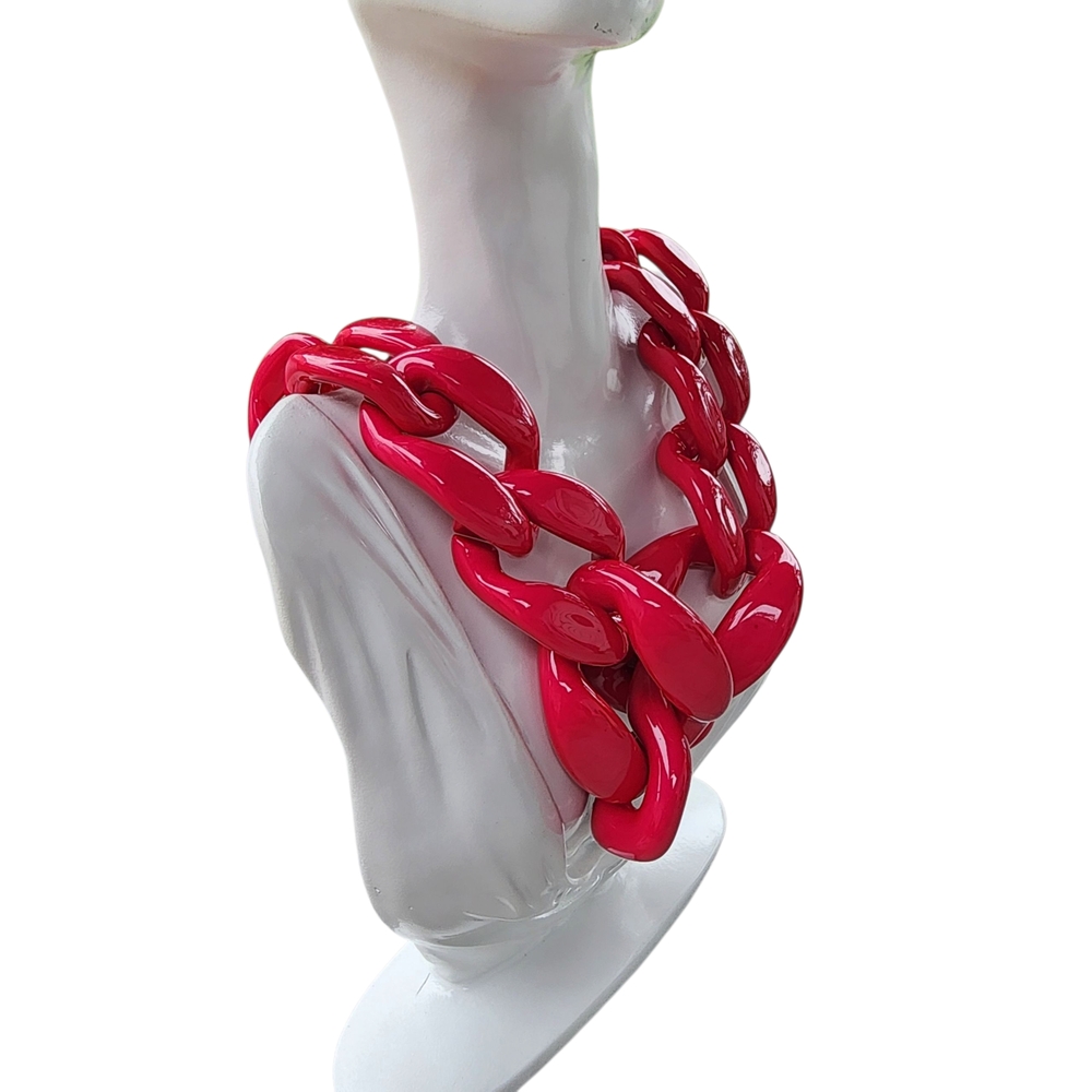 Vibrant Fuchsia Neon Pink Chunky Resin Oversized Chain Link Statement Necklace - Picture 2 of 11